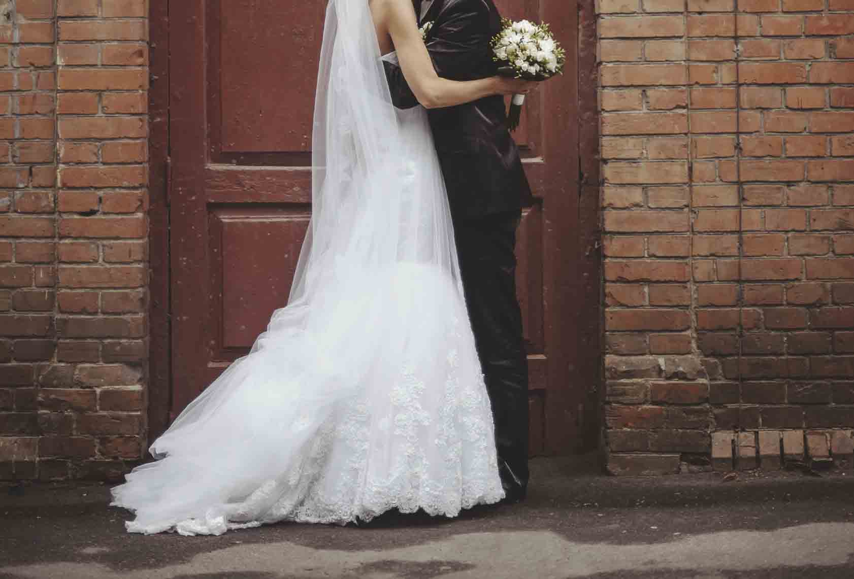 10 wedding superstitions and their meanings 