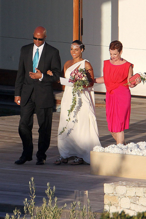 53a002d26f34f_-_cos-17-alicia-keys-de