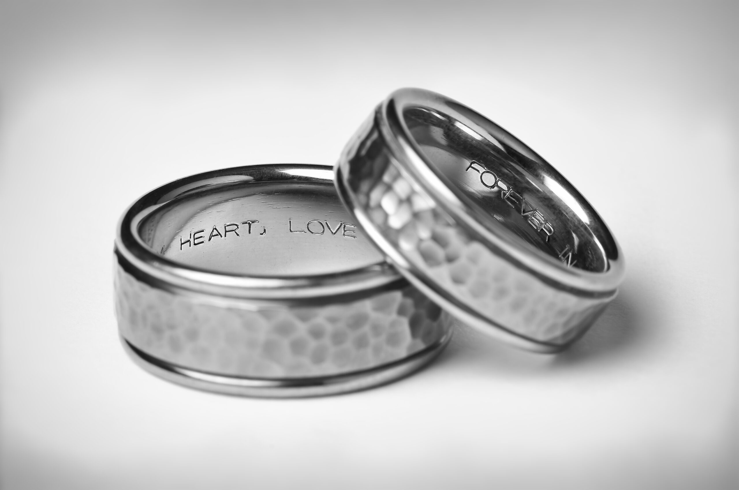 groom wedding ring