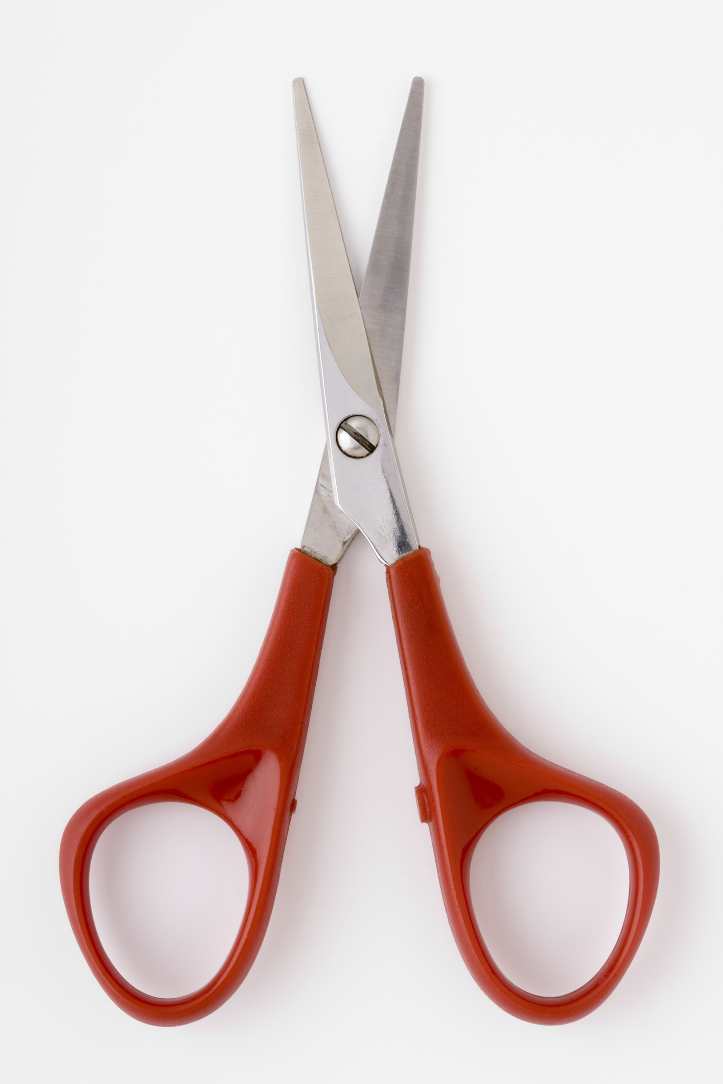 Angry wife cuts off cheating husband's penis (1)