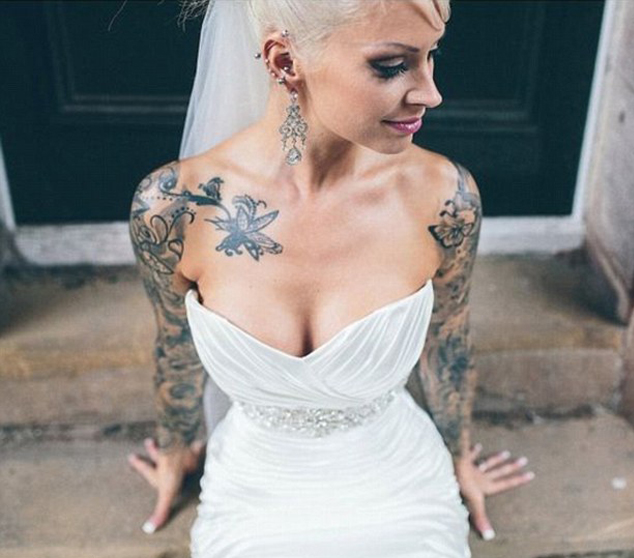 Claire Crowthers loses 38 kilos for her big day (11)