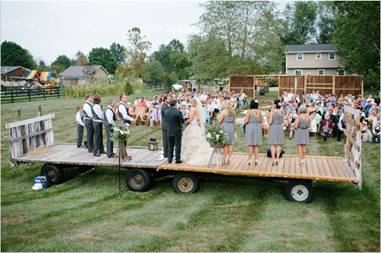 A chic cowboy/country wedding. Image: Jacquelyn Poussot