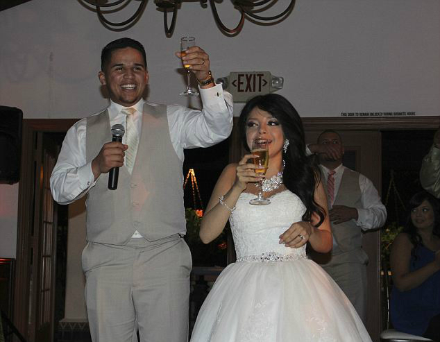 Dying teen marries high-school sweetheart in dream wedding 5