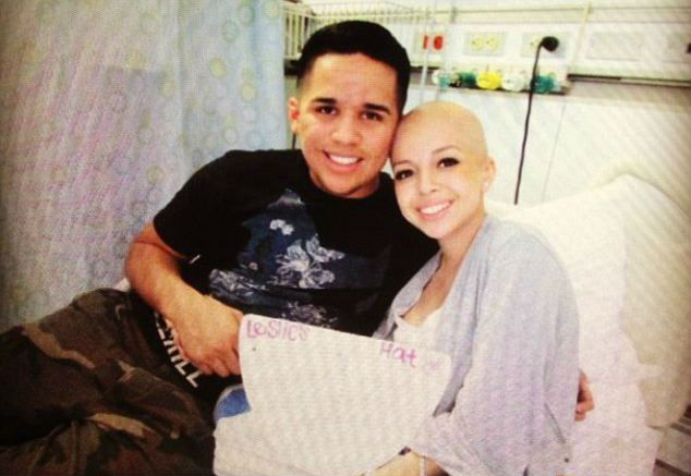 Dying teen marries high-school sweetheart in dream wedding 7