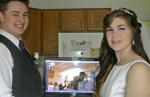 Easy Weddings Snapchat Wedding 3