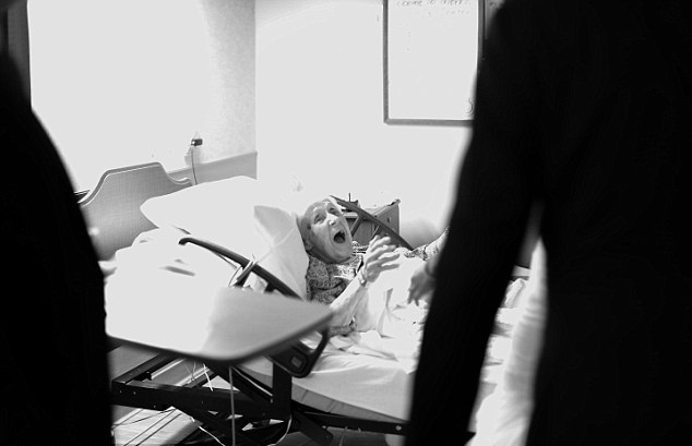 Easy Weddings Surprised Grandma 1