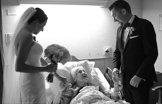 Easy Weddings Surprised Grandma 2