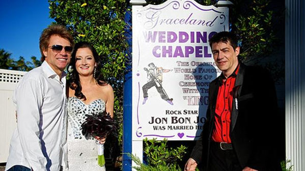 Jon Bon Jovi walked Aussie bride Branka Delic down the aisle in Las Vegas 3