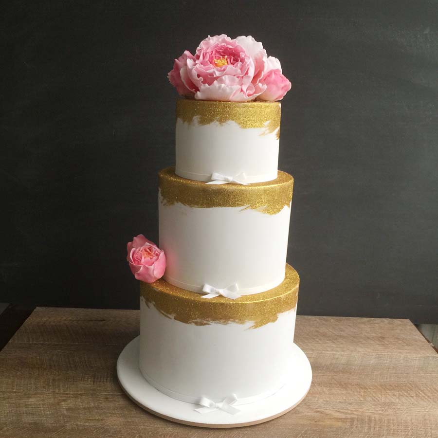Metallic wedding cake - Chaos and Couture