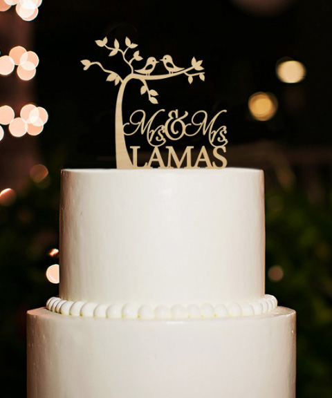 Mrs and Mrs cake topper