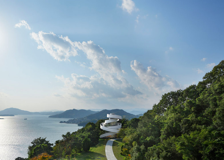 Ribbon Chapel in Japan (6)