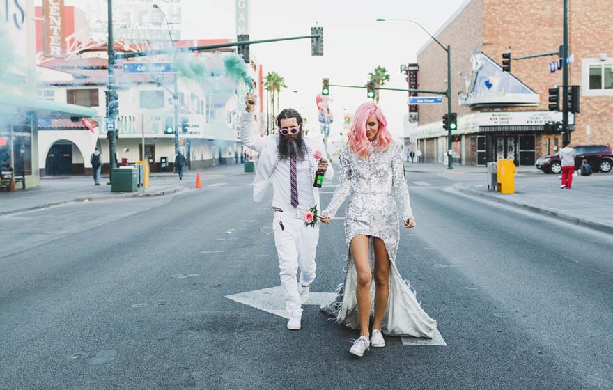 colour smoke wedding in vegas