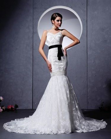 elegant slim wedding dress