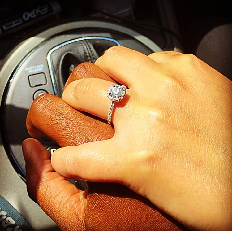 engagementring selfie