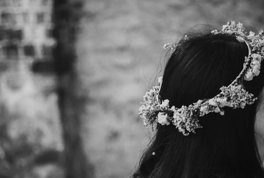flower crown making bridesmaid ideas 