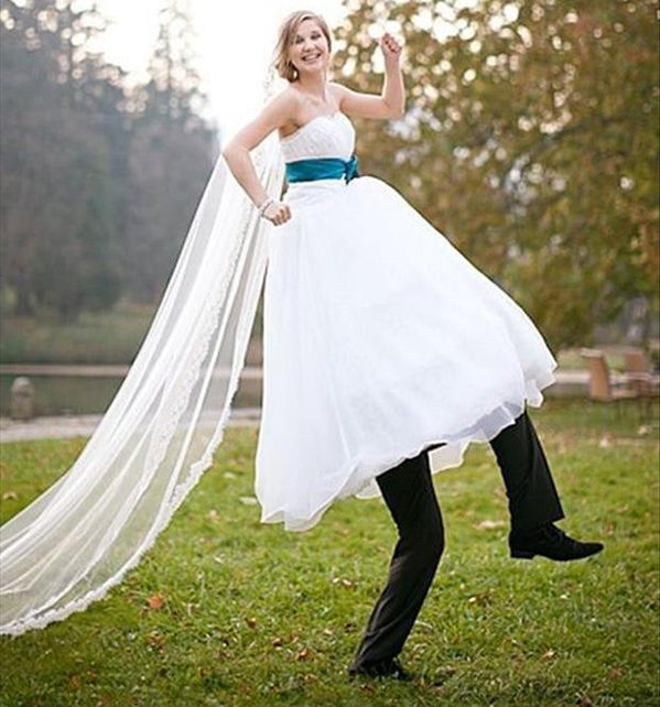 funny wedding photo