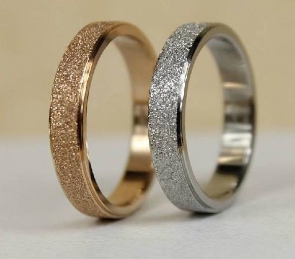 gold and silver matching rings