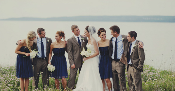 wedding party natural photo