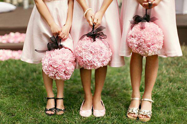 pink rose balls fro the bridesmaids