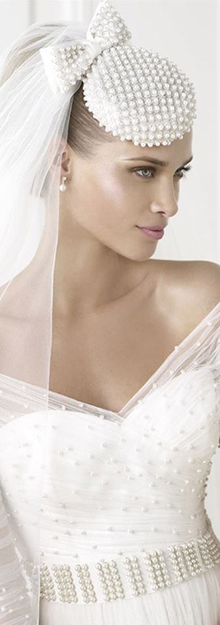 pronovias gown with cap and veil