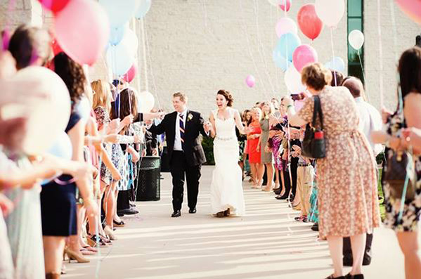 balloon wedding send-off