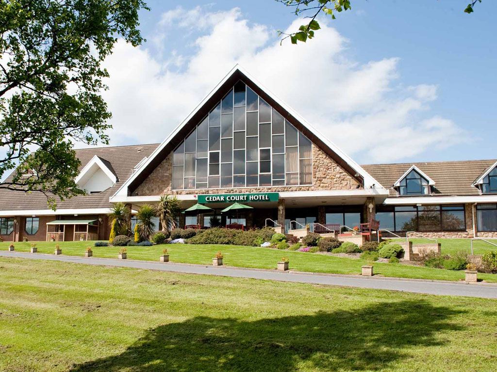 cedar court hotel, wedding venues huddersfield