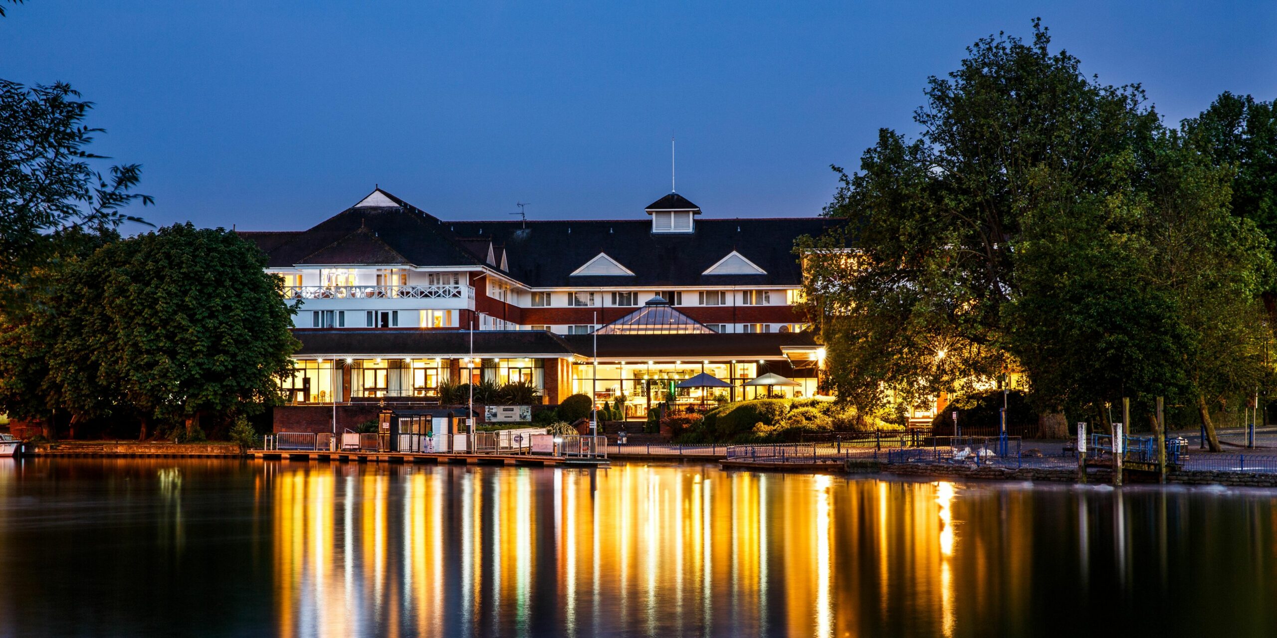 crowne plaza reading, wedding venues reading