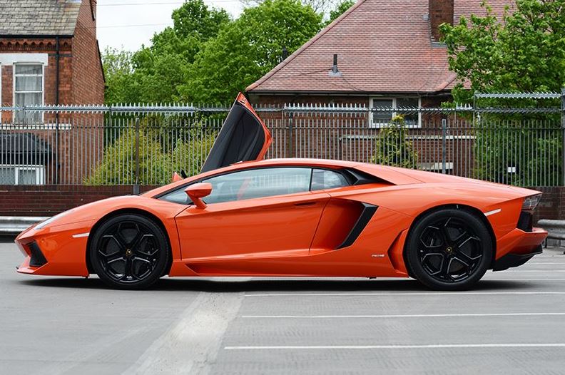 wedding car providers Birmingham