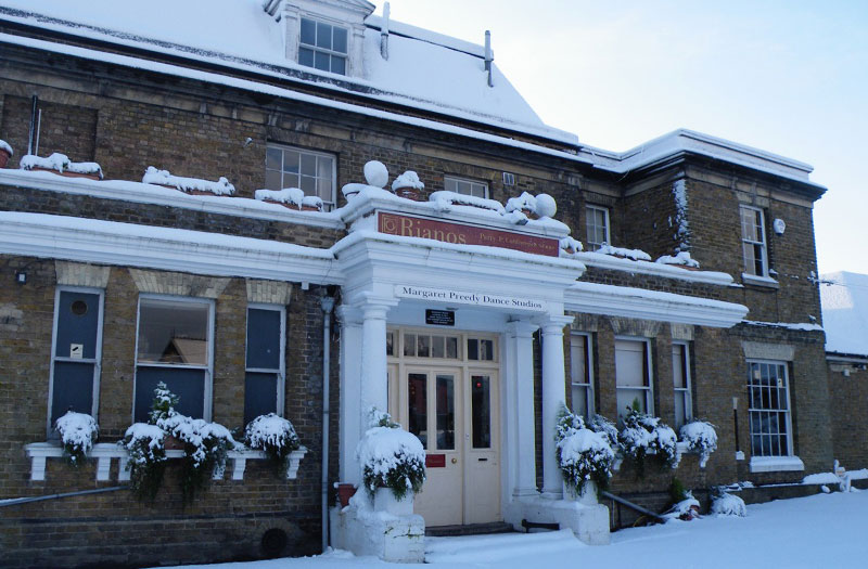 rianos wedding and party hire, wedding venues maidstone