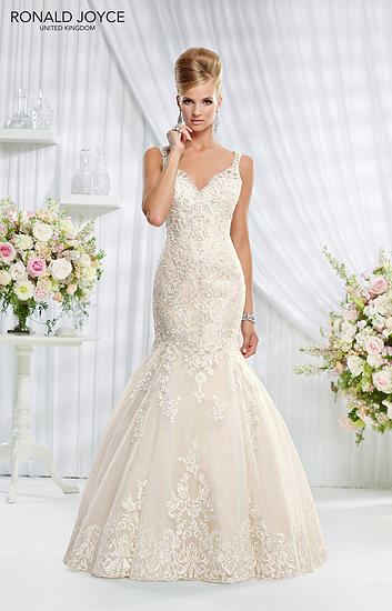 wedding dresses greater manchester